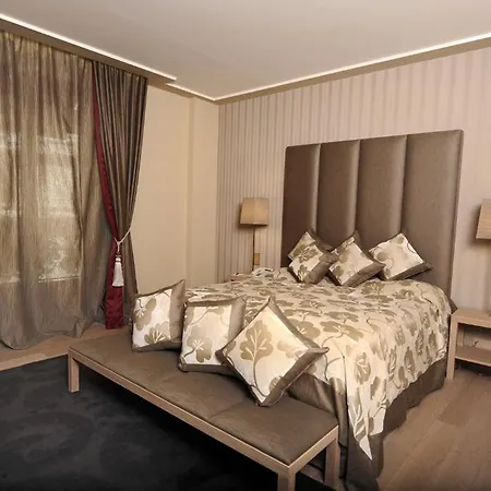 Palace Hotell