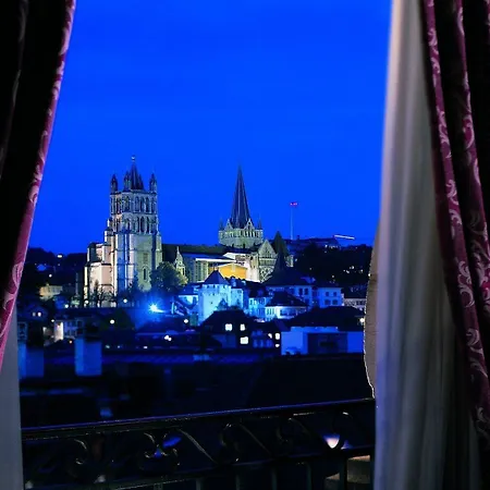 Palace Hotell 5*