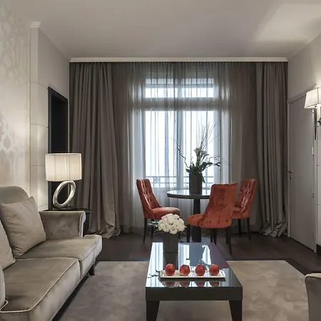 Готель Palace 5*