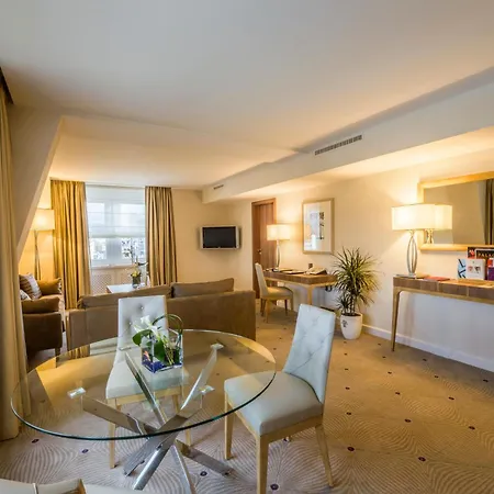 Palace 5* Лозанна