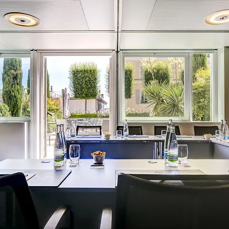 Palace Готель 5*