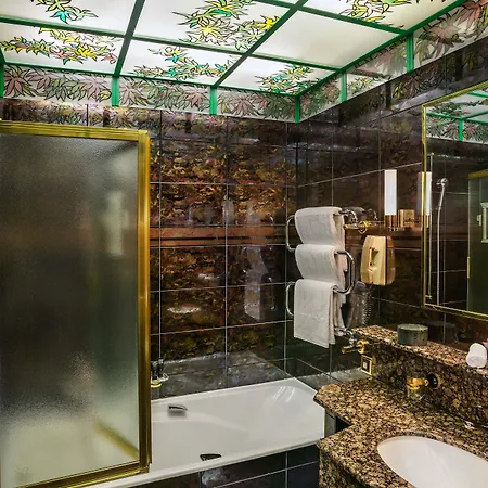 Palace Отель 5*